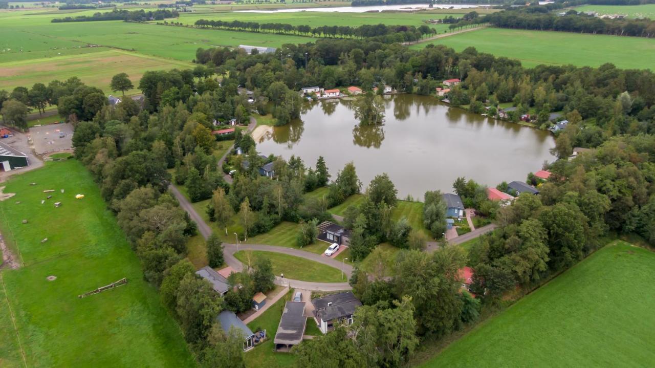 Landelijk Chalet 87 Oosterwolde  Luaran gambar